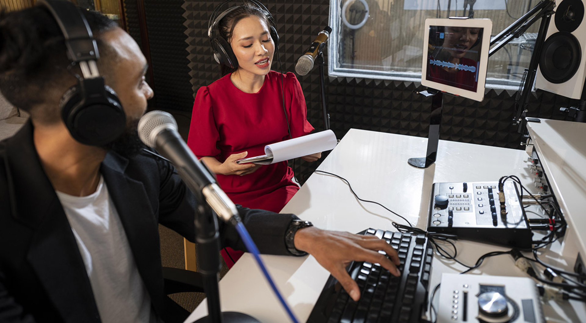 New Year, New Strategy: Refresh Your Radio Advertising for 2026