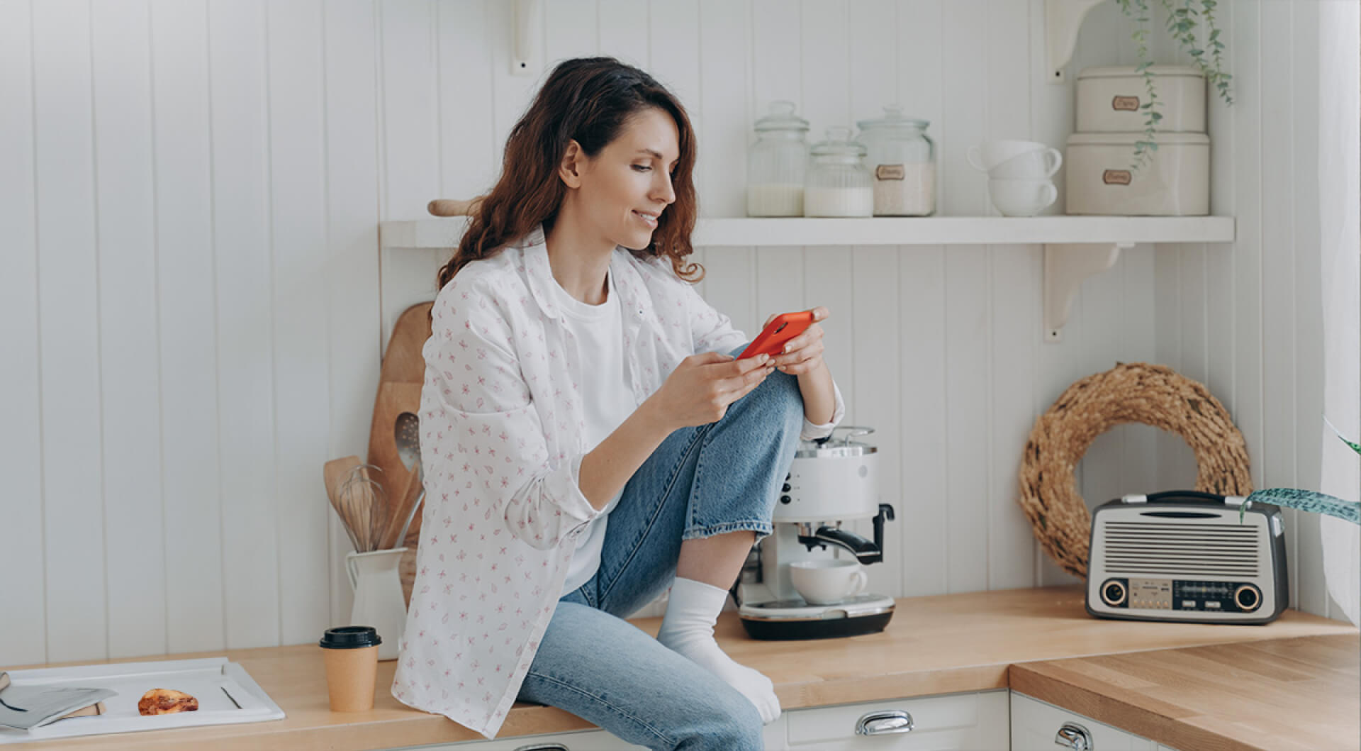 Combining Radio Advertising With Digital Marketing
